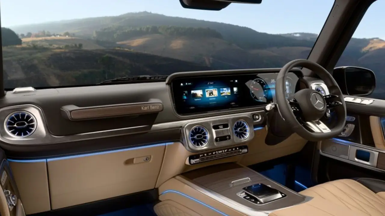 Mercedes-AMG G 63 Collectorâs Edition Interior.jpg